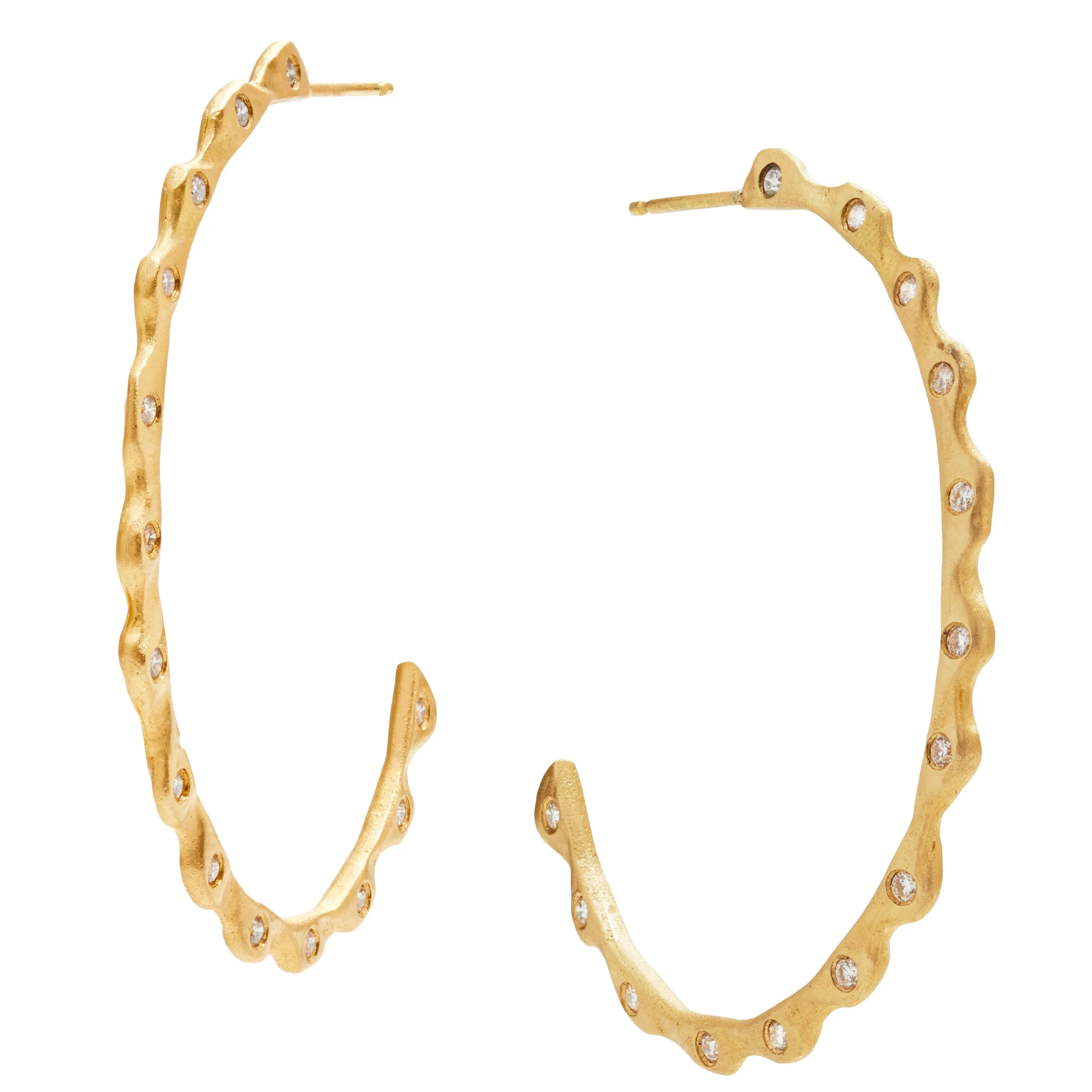 18K Yellow Gold Scalloped Diamond Hoop Earrings