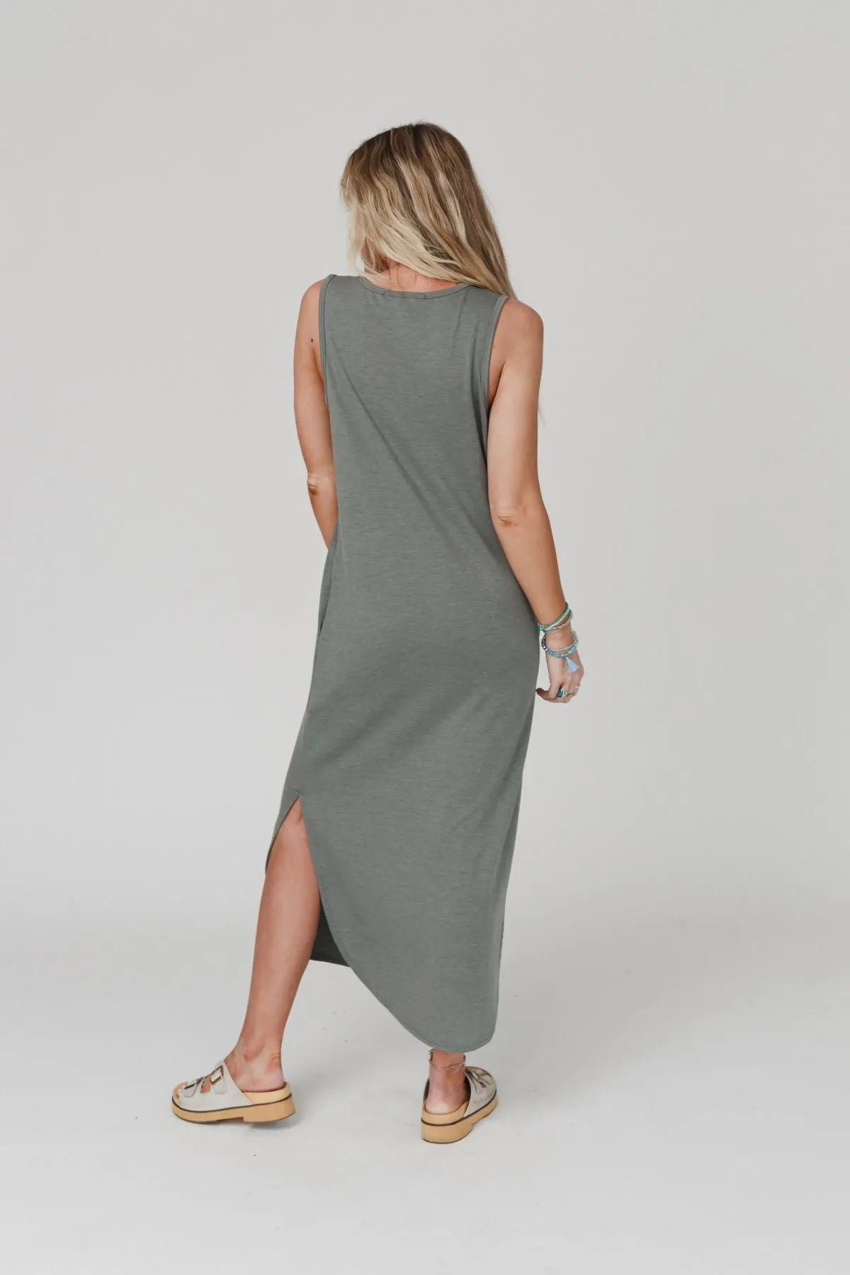 Cassie Sleeveless Pocket Maxi Dress - Light Olive