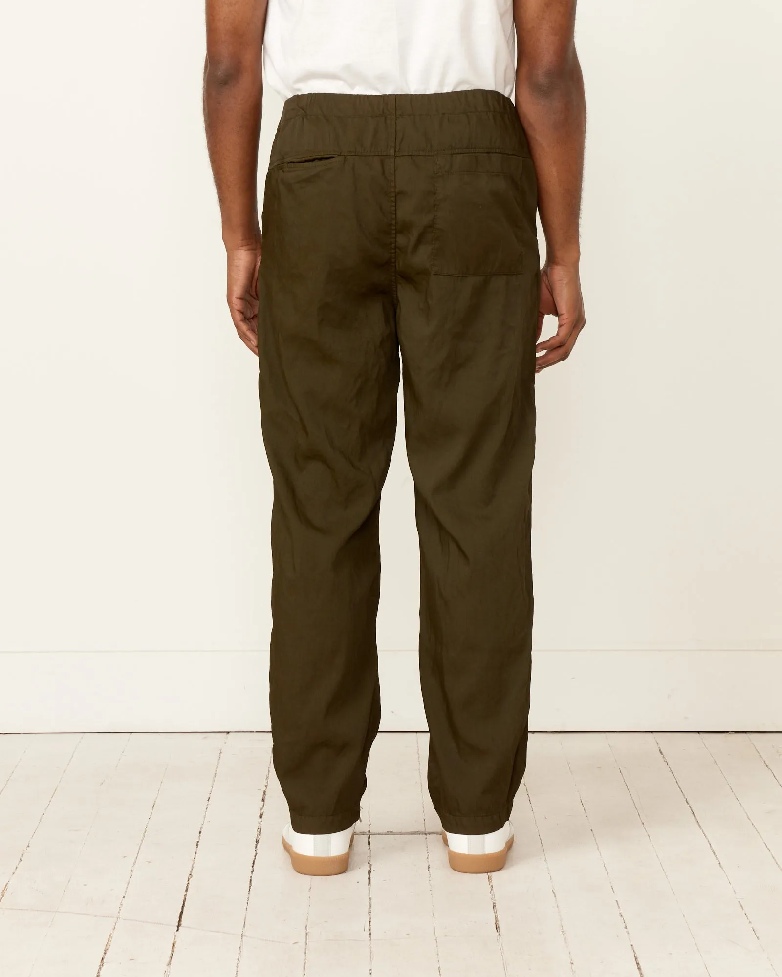 Garment Dye Easy Pant in Dark Olive