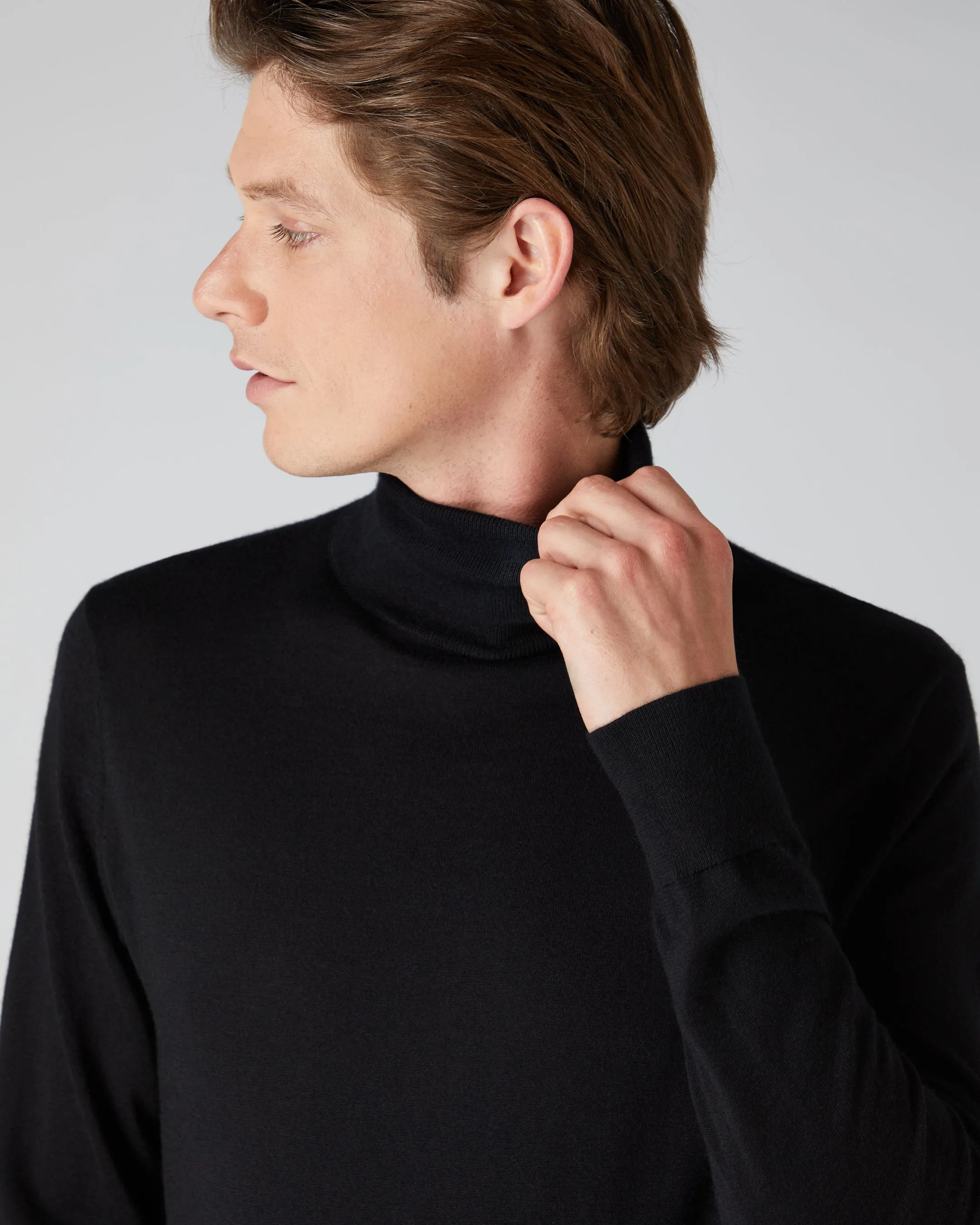 Men's Pimlico Fine Gauge Cashmere Roll Neck Jumper Black