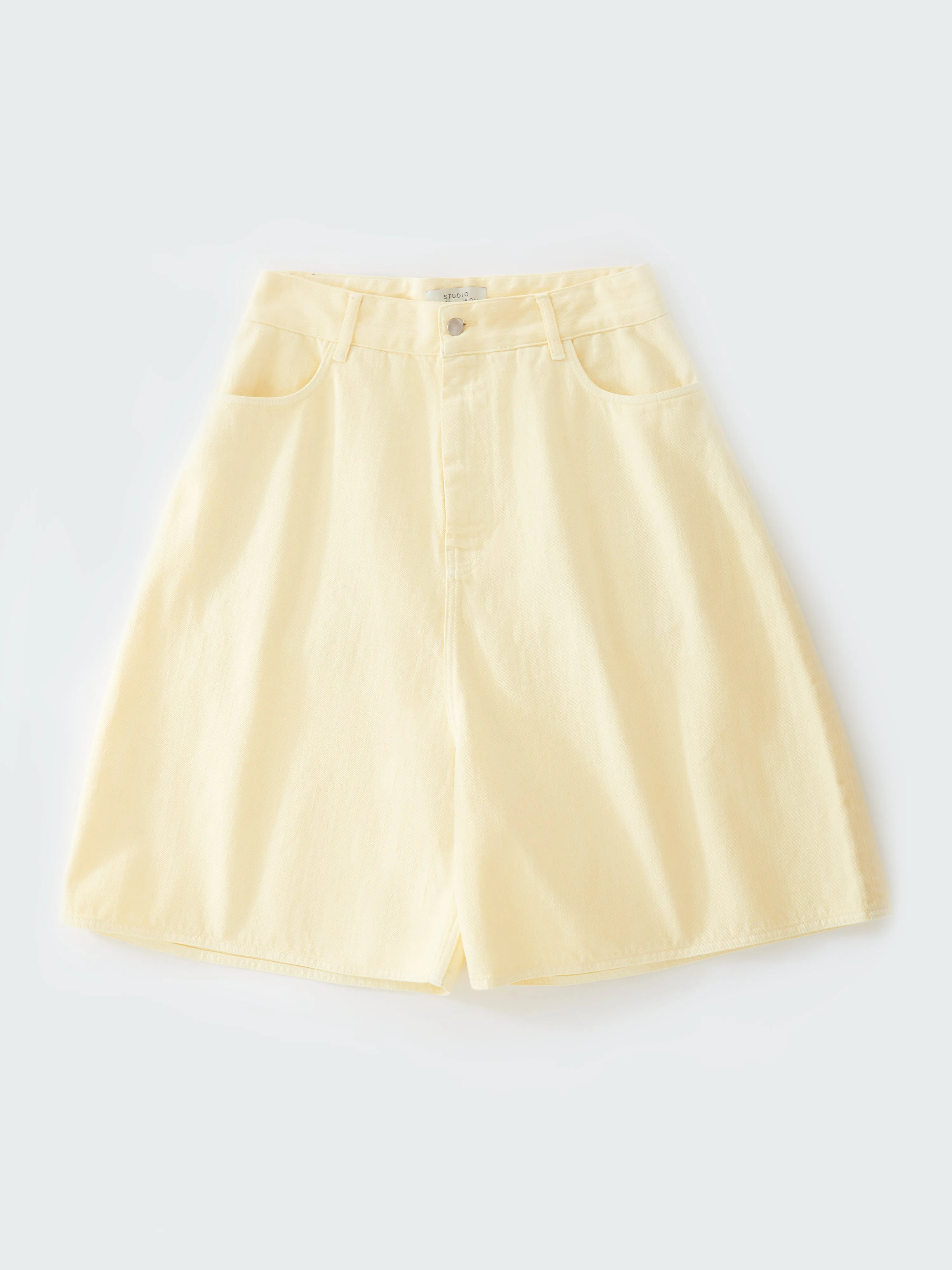 Reverse Denim Shorts in Granita