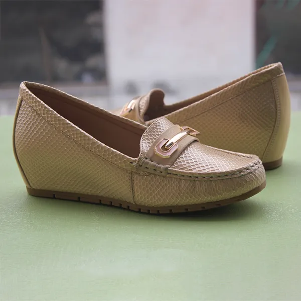 Wedge heel pumps for women